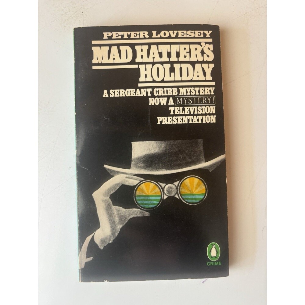 Mad Hatter’s Holiday 1981 Vintage Book Penguin Peter Lovesey Sgt. Cribb